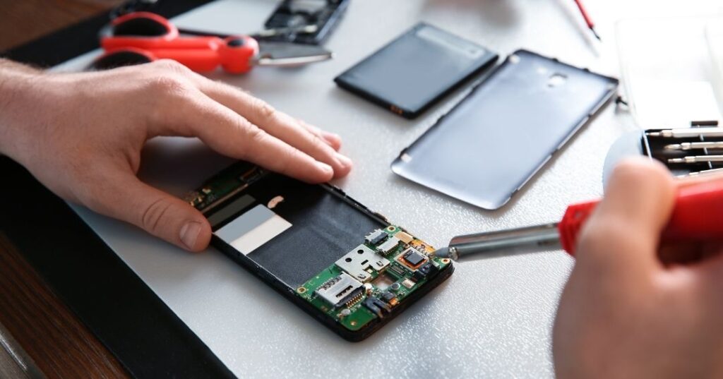 troca de peças e correções de celulares em Florianópolis